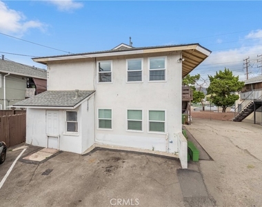 5863 Whitnall - Photo Thumbnail 12