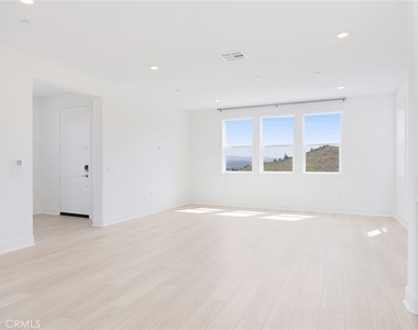 27398 Fox Den Place - Photo Thumbnail 6