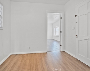 2615 W 179th - Photo Thumbnail 3