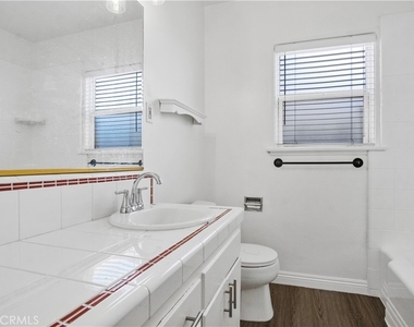 2615 W 179th - Photo Thumbnail 9