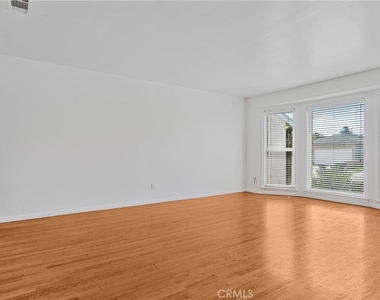2615 W 179th - Photo Thumbnail 12