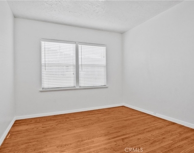 2615 W 179th - Photo Thumbnail 5