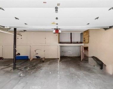 5326 Lorna Street - Photo Thumbnail 12