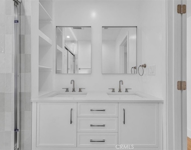 451 30th Street - Photo Thumbnail 15