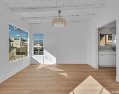 451 30th Street - Photo Thumbnail 11