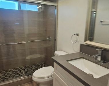 10962 Avalon - Photo Thumbnail 5