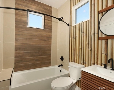 4537 St Elmo - Photo Thumbnail 7