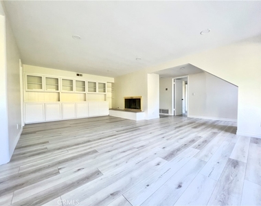 24 Pony Lane - Photo Thumbnail 4