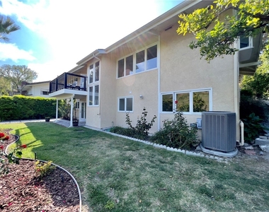 24 Pony Lane - Photo Thumbnail 22