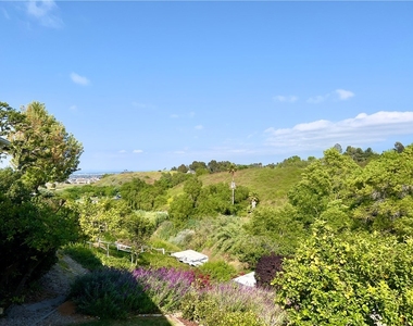 24 Pony Lane - Photo Thumbnail 19