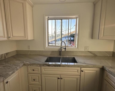 4602 Cherokee Avenue - Photo Thumbnail 1