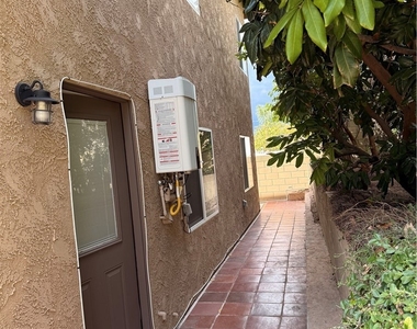 136 N Tiana Lane - Photo Thumbnail 2