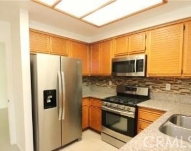 72 Cartier Aisle - Photo Thumbnail 1