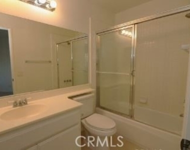 72 Cartier Aisle - Photo Thumbnail 6