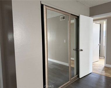 619 S Cypress - Photo Thumbnail 11
