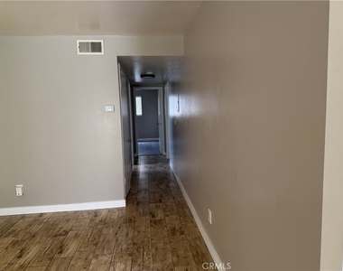 619 S Cypress - Photo Thumbnail 6