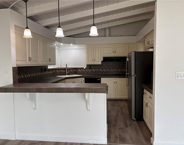 26305 Unit A Via California - Photo Thumbnail 13