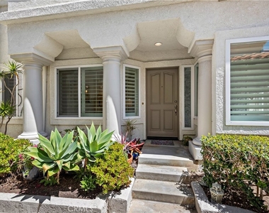 82 Tennis Villas Drive - Photo Thumbnail 4