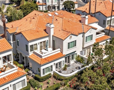 82 Tennis Villas Drive - Photo Thumbnail 5