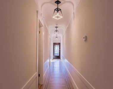 2018 Oakdale Avenue - Photo Thumbnail 6