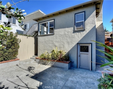 445 Bent Street - Photo Thumbnail 5