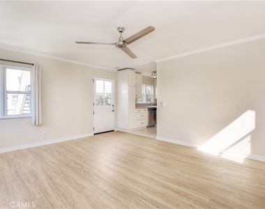 445 Bent Street - Photo Thumbnail 10
