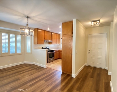 1084 Jacaranda Road - Photo Thumbnail 1