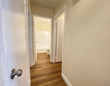 1084 Jacaranda Road - Photo Thumbnail 8