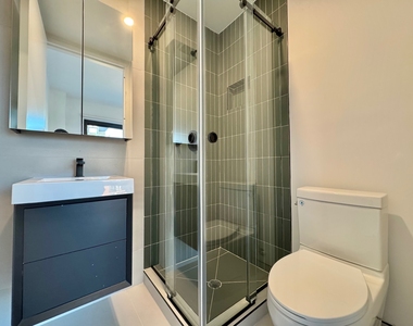 527 Grand Avenue - Photo Thumbnail 4