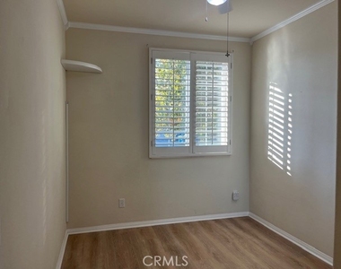 1760 Sarazen Street - Photo Thumbnail 12
