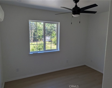 6245 Brevard Cir - Photo Thumbnail 9
