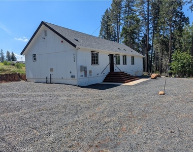 6245 Brevard Cir - Photo Thumbnail 1