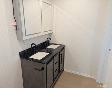 6245 Brevard Cir - Photo Thumbnail 6