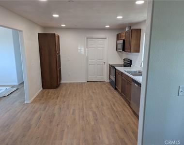 13742 Blair Lane - Photo Thumbnail 10