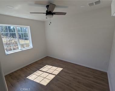 13742 Blair Lane - Photo Thumbnail 5