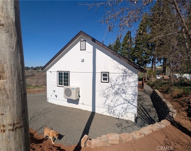 13742 Blair Lane - Photo Thumbnail 2