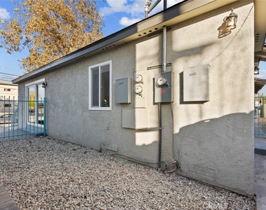 6661 1/2 Beck Avenue - Photo Thumbnail 25