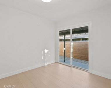 6661 1/2 Beck Avenue - Photo Thumbnail 16