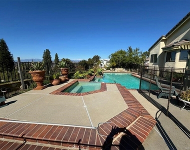 1511 Dab Court - Photo Thumbnail 20