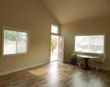 3028 Wauneta - Photo Thumbnail 7