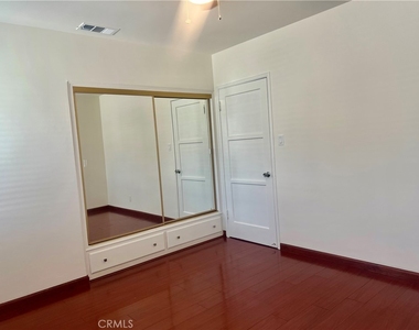 205 S 7th - Photo Thumbnail 10