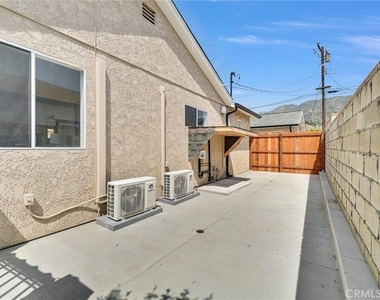2305 Sesmas Street - Photo Thumbnail 24