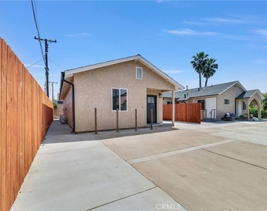 2305 Sesmas Street - Photo Thumbnail 26