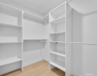 2305 Sesmas Street - Photo Thumbnail 38