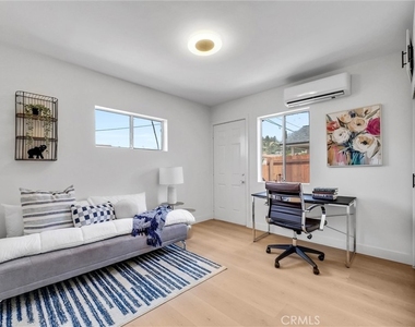 2305 Sesmas Street - Photo Thumbnail 18