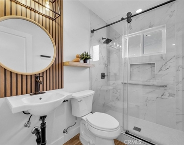 2305 Sesmas Street - Photo Thumbnail 34
