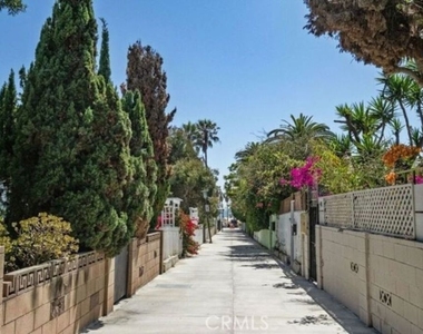 30 Dudley Avenue - Photo Thumbnail 2