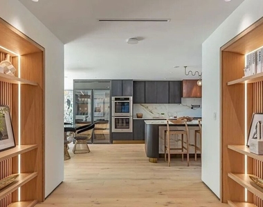 1271 Sunset Plaza Drive - Photo Thumbnail 8