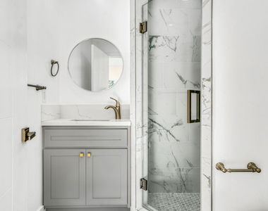 2057 2/4 S Garth Avenue - Photo Thumbnail 18
