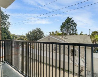 2057 2/4 S Garth Avenue - Photo Thumbnail 15